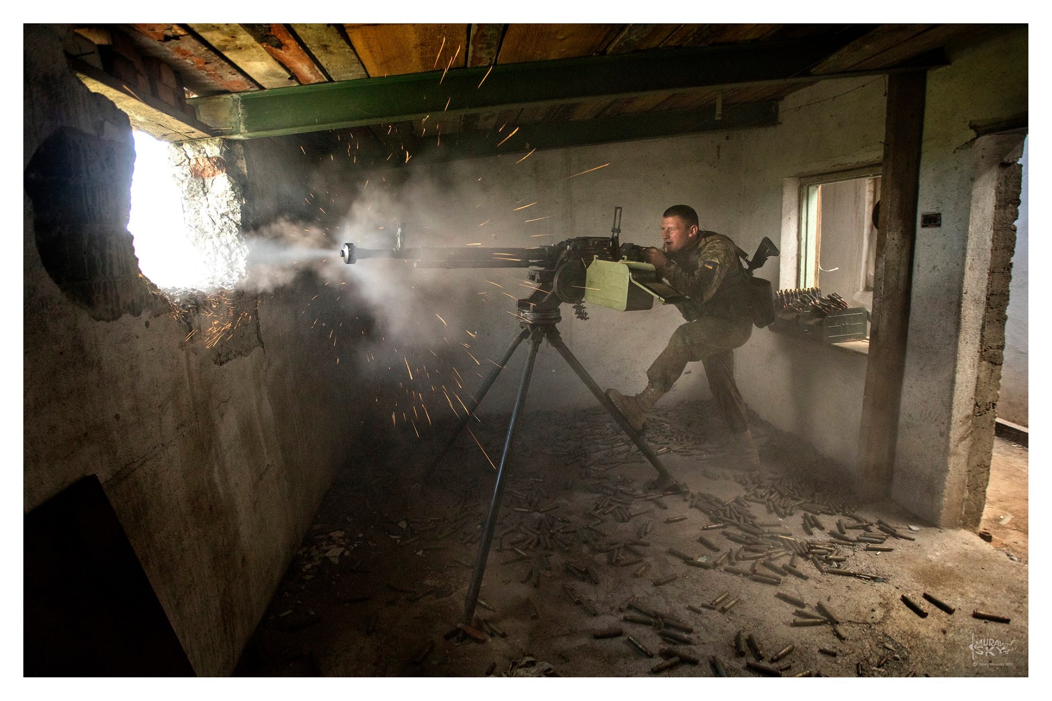 Фотограф поразил сети невероятными снимками боев сил АТО с боевиками на Донбассе 