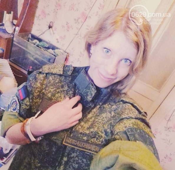 Сети позабавили безумной историей девушки-снайпера ДНР